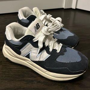 New Balance 57/40 “Team Navy” Size Men’s 6 or Women’s 7.5